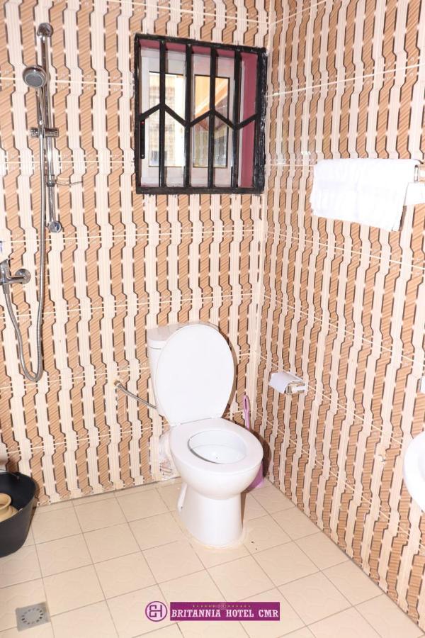 Britannia Hôtel Cmr Yaounde Ngoại thất bức ảnh