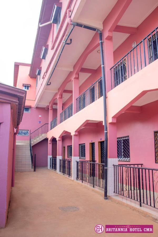 Britannia Hôtel Cmr Yaounde Ngoại thất bức ảnh