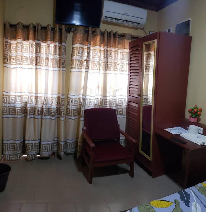 Britannia Hôtel Cmr Yaounde Ngoại thất bức ảnh
