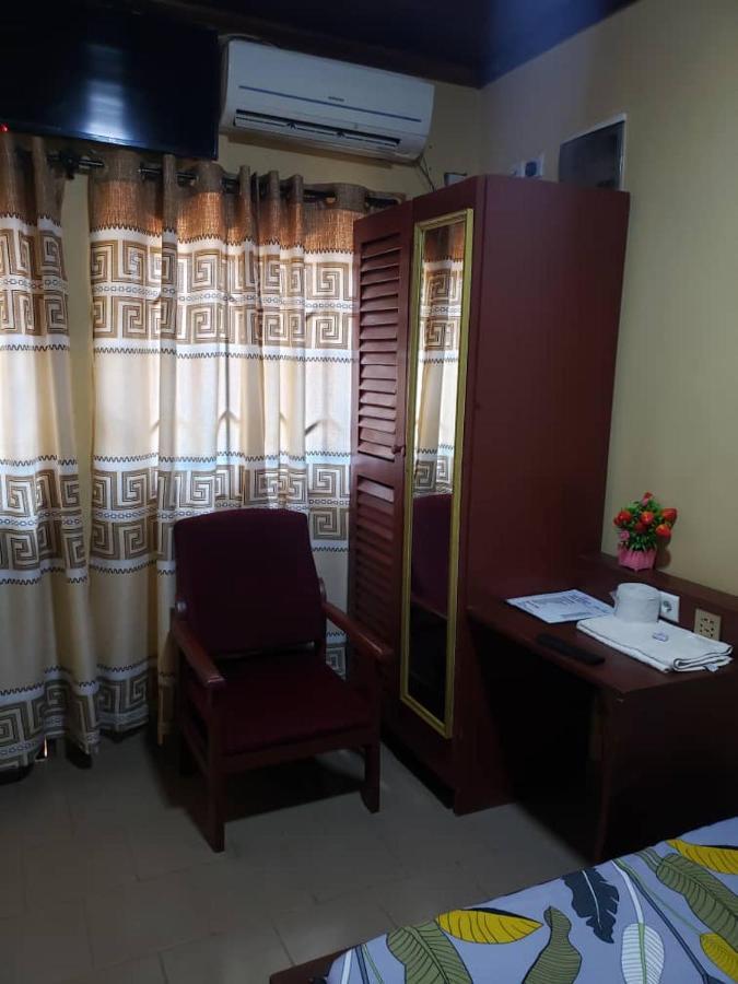 Britannia Hôtel Cmr Yaounde Ngoại thất bức ảnh