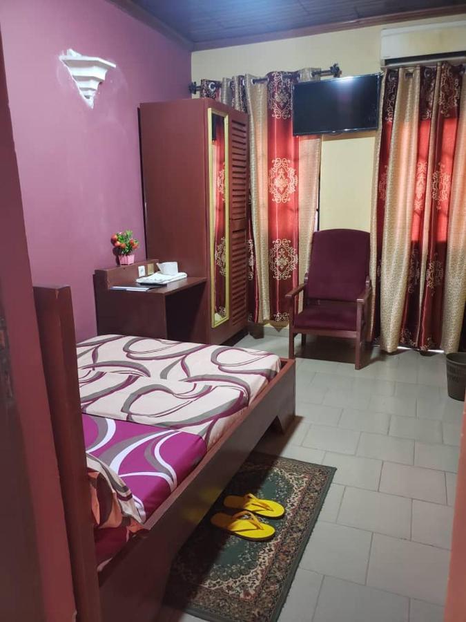 Britannia Hôtel Cmr Yaounde Ngoại thất bức ảnh