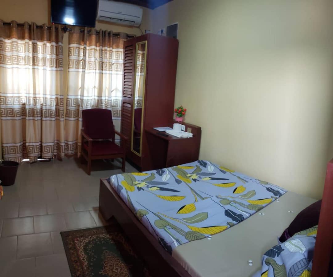 Britannia Hôtel Cmr Yaounde Ngoại thất bức ảnh